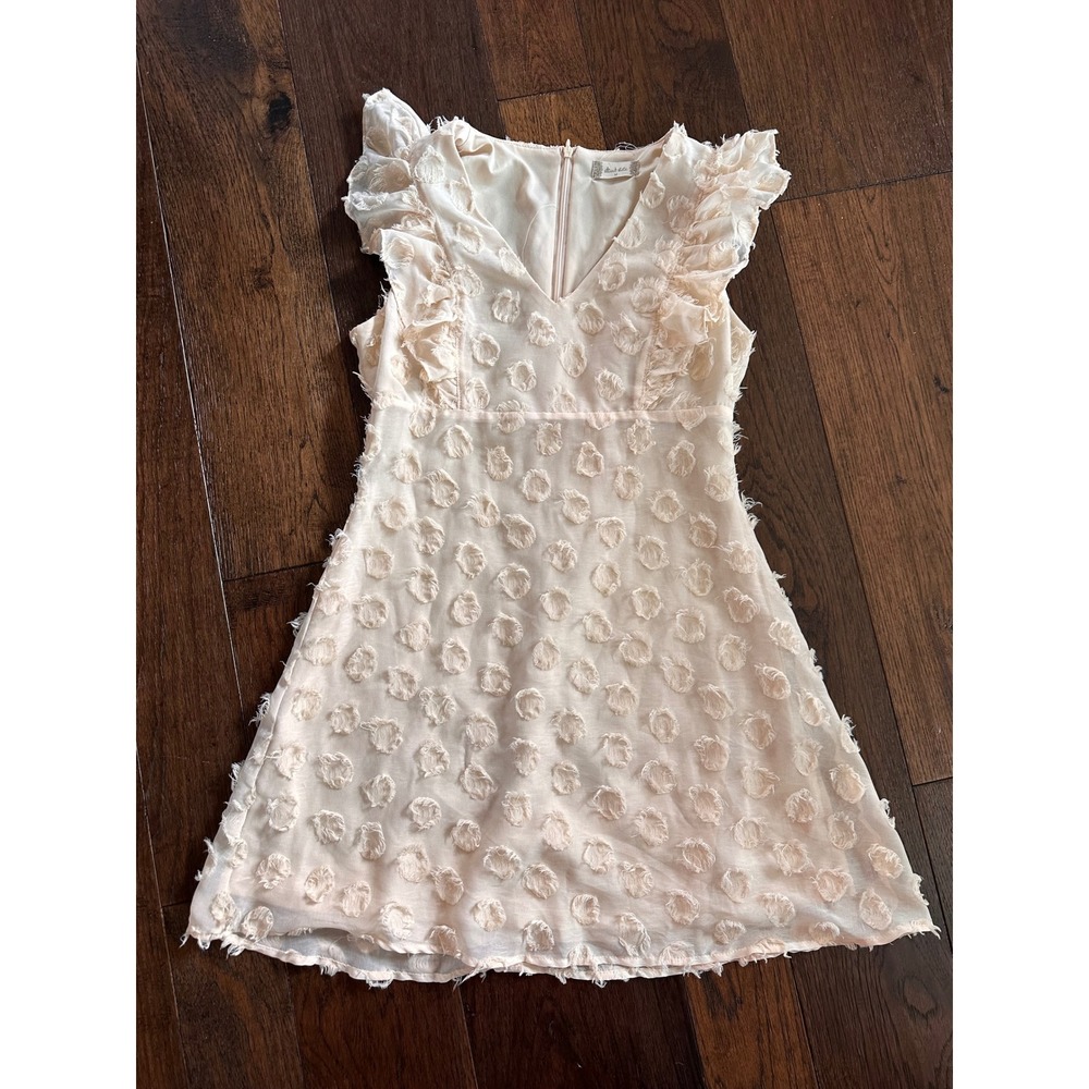 Altar'd State Cream Eyelash Clip Dot Ruffle V-Neck Mini Dress BE54814 Womens M